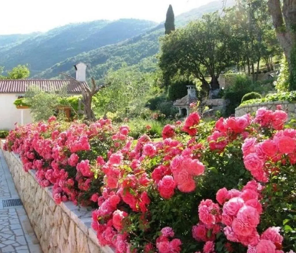 Piccolo Paradiso Brsec Holiday home